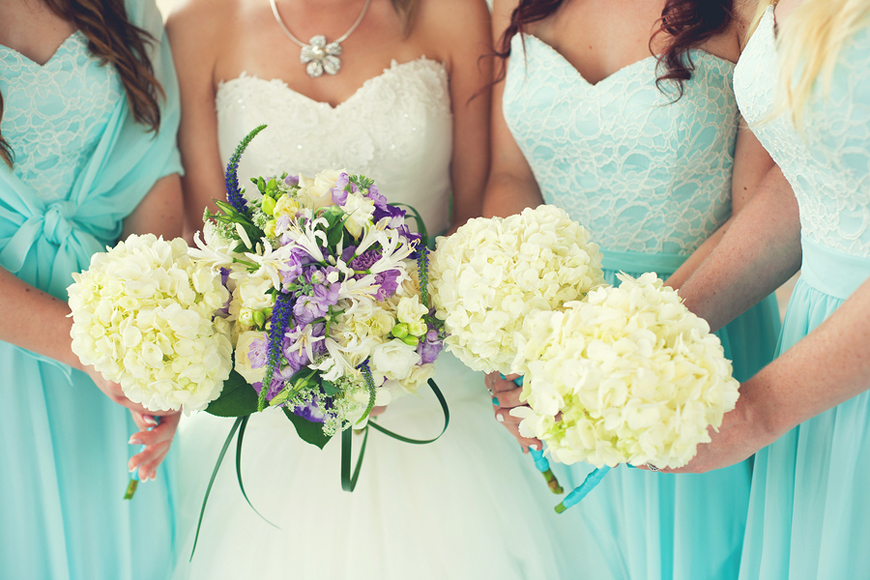 11 Must-Have Photos With Your Bridesmaids 11 Must-Have Photos With Your Bridesmaids