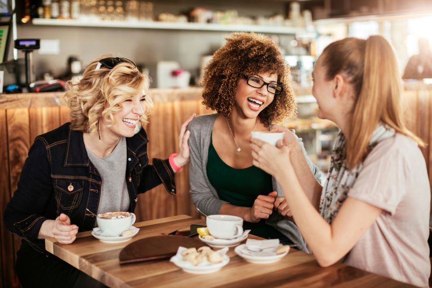 Meet Expats Living In Oman At The Phoenix Ladies Coffee Mornings