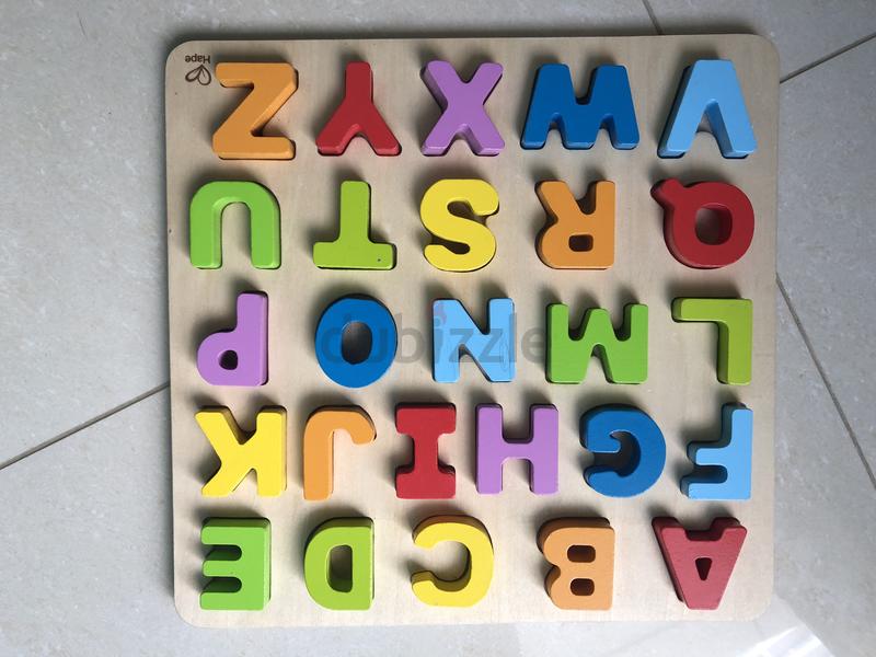 6 Puzzles excellent condition!  ExpatWoman.com