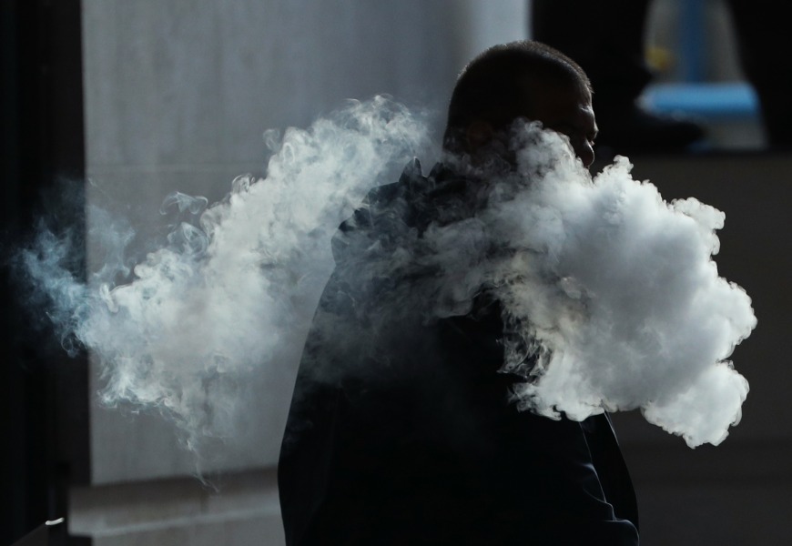 E-cigarette E-cigarette