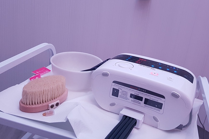 Pressure therapy review at Kaya Skin Clinic Pressure therapy review at Kaya Skin Clinic