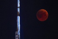 Lunar Eclipse and Blood Moon in Dubai 2018