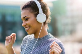 Spotify available in UAE and Middle East